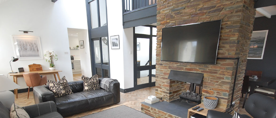 Highwood House - LUXURY SELF-CATERING HOLIDAY COTTAGE Highwood House - LUXURY SELF-CATERING HOLIDAY COTTAGE